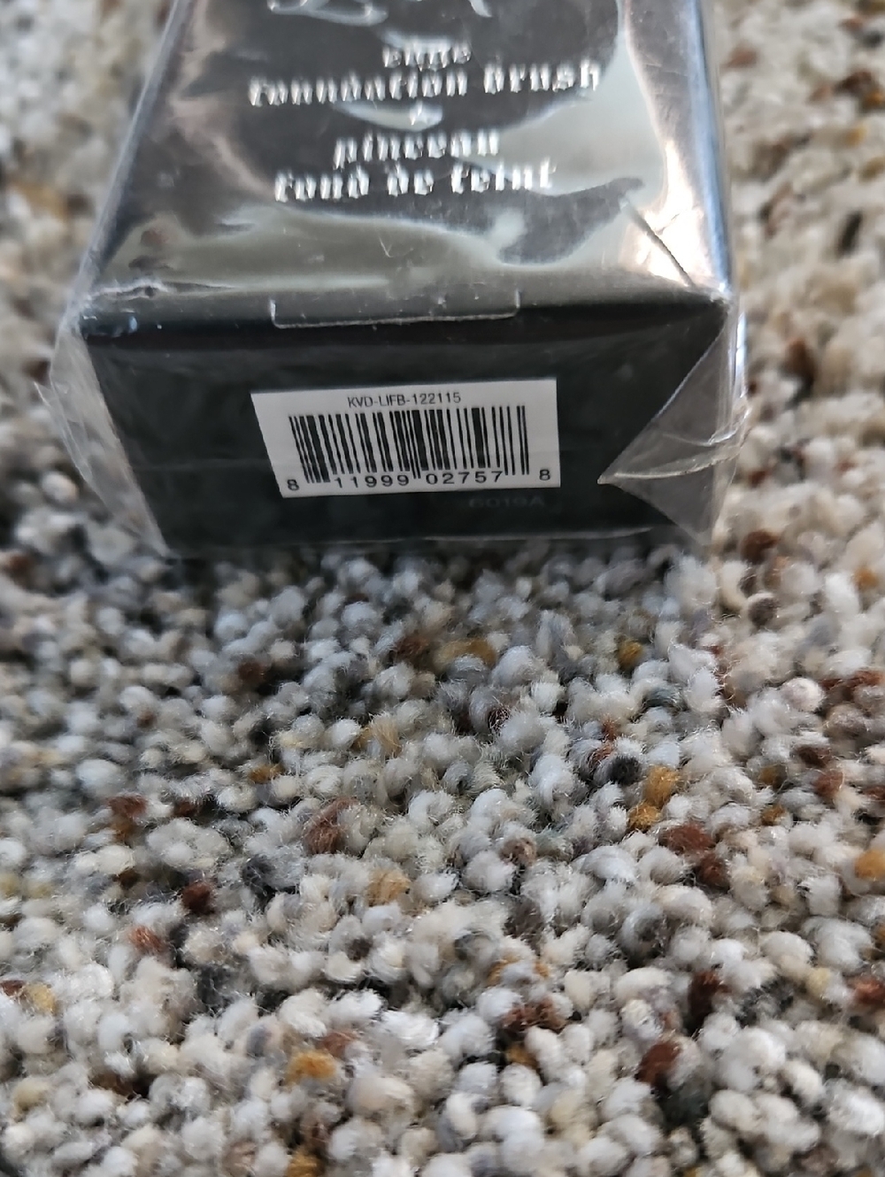 Kat Von D Black Lock-It Edge Foundation Brush 10 - Picture 3 of 5